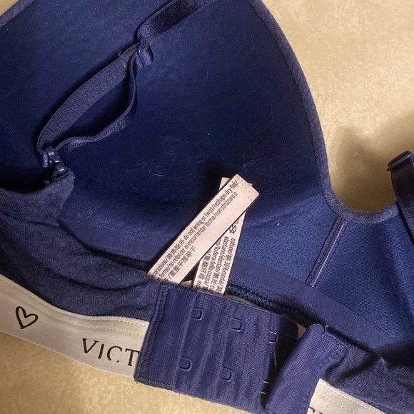 Victoria’s Secret bra navy 32C‎ - Picture 3 of 4
